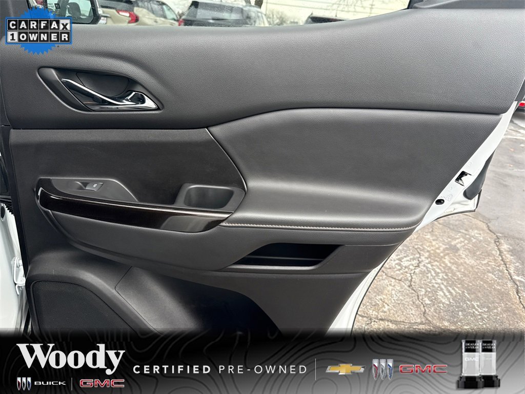 2023 GMC ACADIA - Image 33