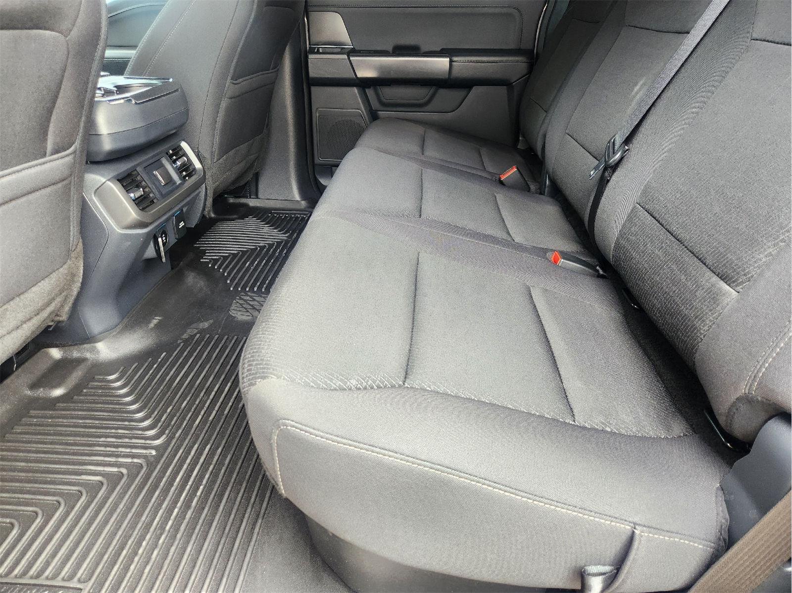 2024 Ford F-150 photo 30 of 33