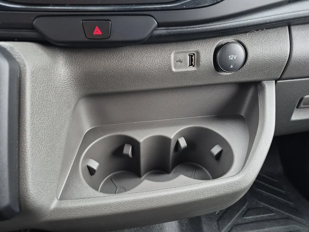 New 2026 Oxford White Ford Cargo Van image 28