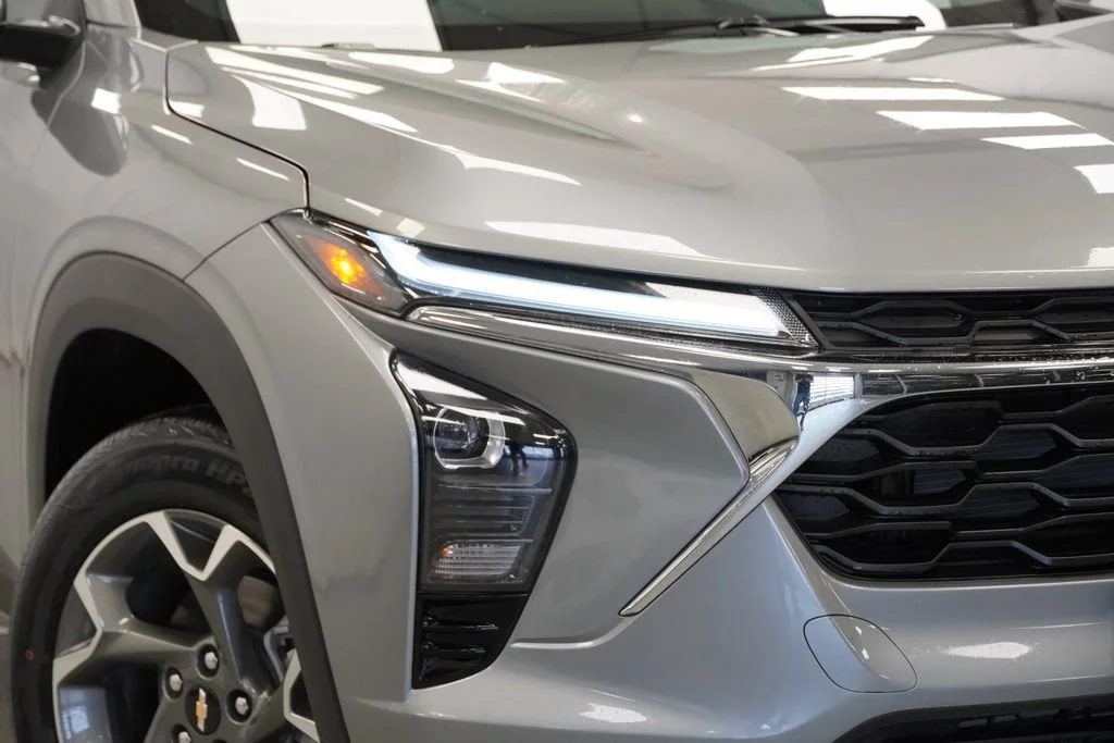 New 2026 Sterling Gray Metallic Chevrolet LT image 30