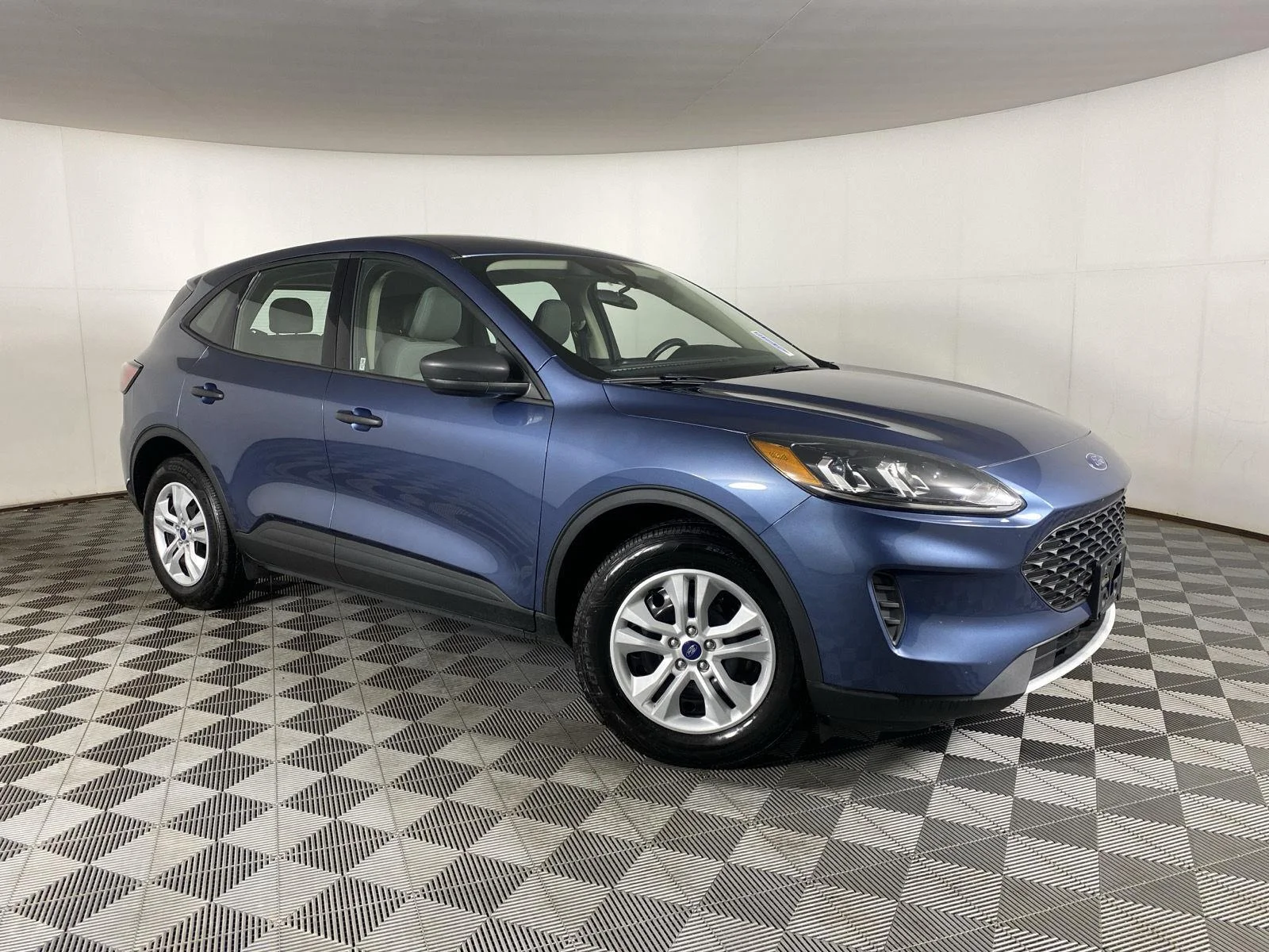 Used 2020 Blue Ford S image 11