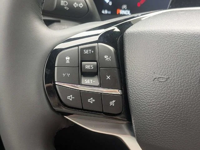 New 2026 Star White Metallic Tri-Coat Ford Platinum™ image 62