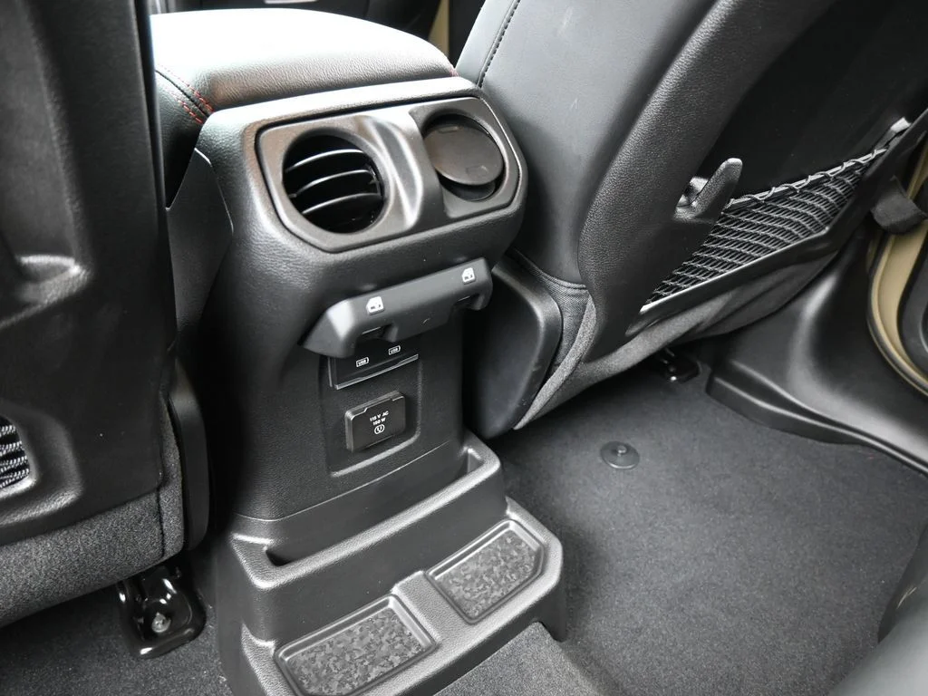 Used 2026 41 Jeep Rubicon X image 38