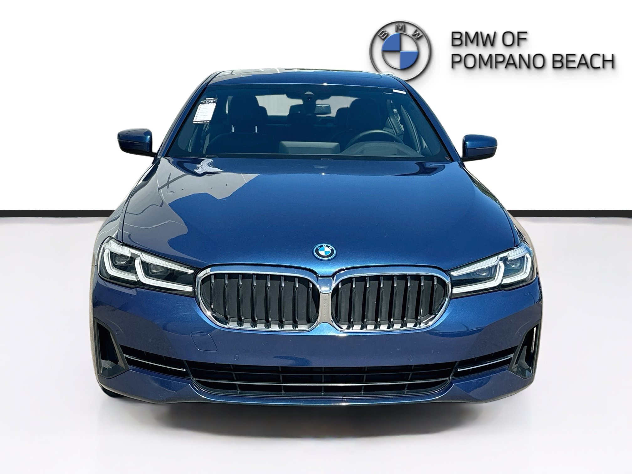 Certified Used 2023 Phytonic Blue Metallic BMW 530e xDrive image 2
