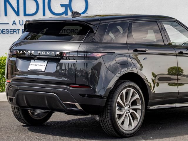 New 2026 Carpathian Grey Land Rover Hoxton Edition image 7