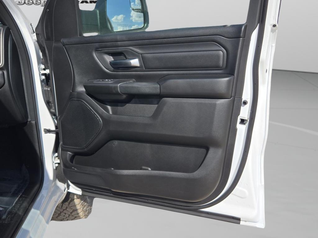 New 2026 Bright White Clear-Coat Exterior Paint RAM Warlock image 40