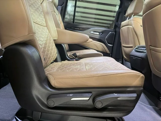 Used 2022 Gray Cadillac Premium image 18