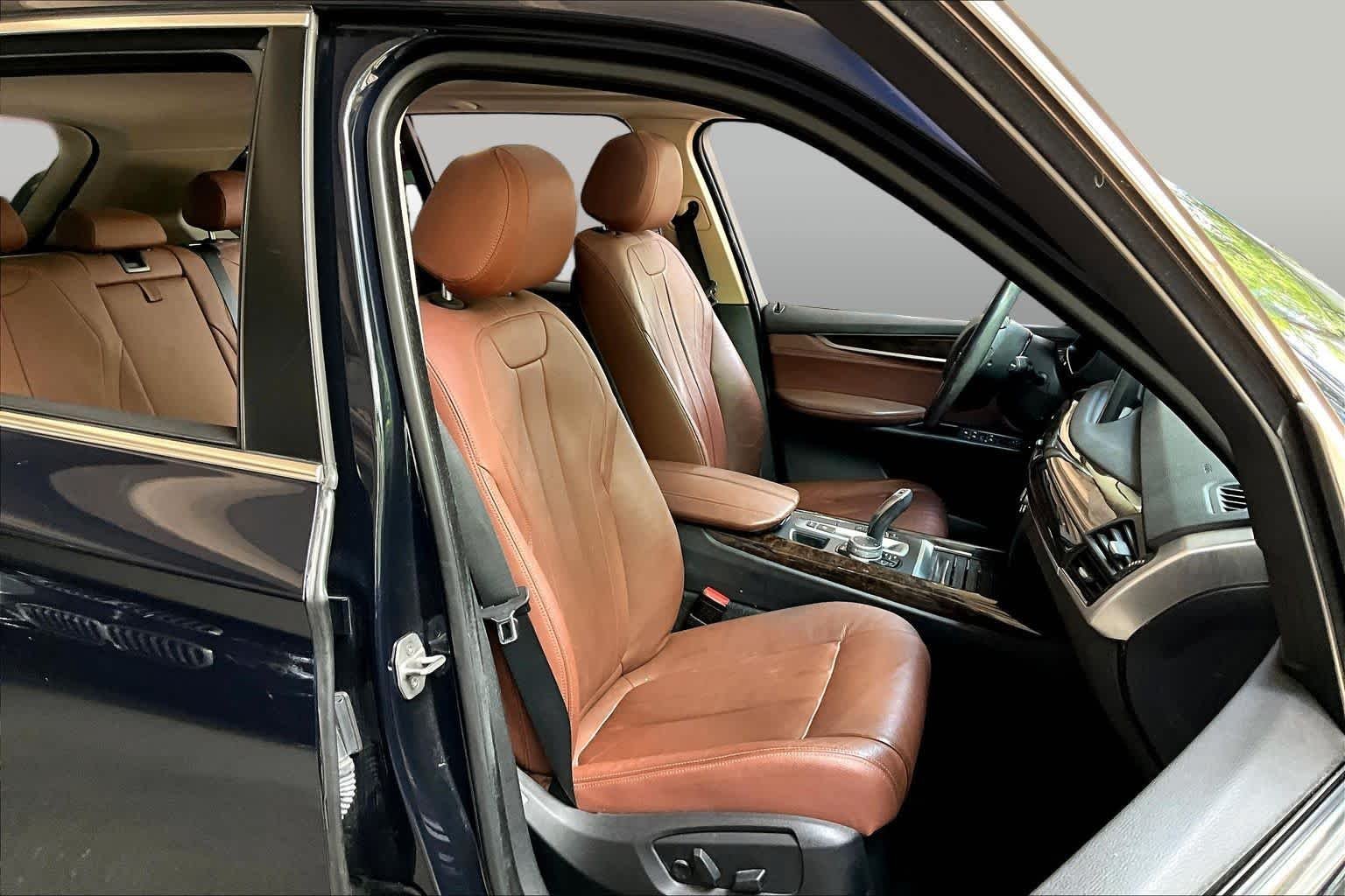 Used 2015 Imperial Blue Metallic BMW sDrive35i image 8