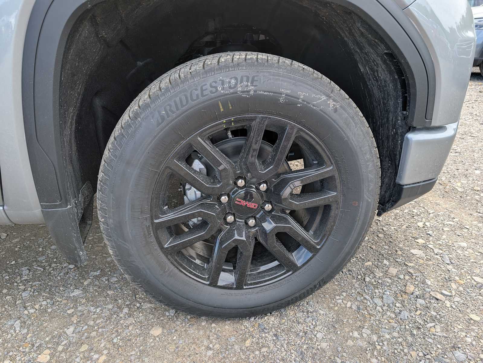 New 2026 Sterling Metallic GMC Elevation image 3