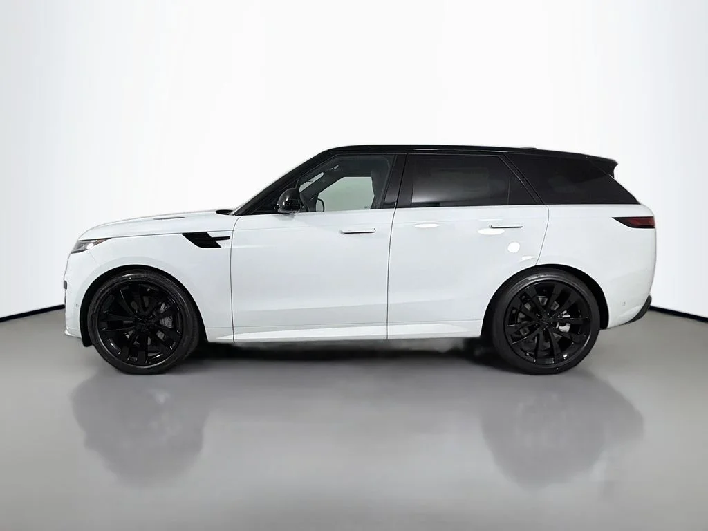 New 2026 Fuji White Land Rover Dynamic SE image 8