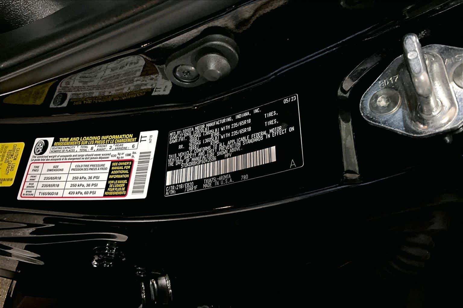 Used 2023 Midnight Black Metallic Toyota XLE image 37
