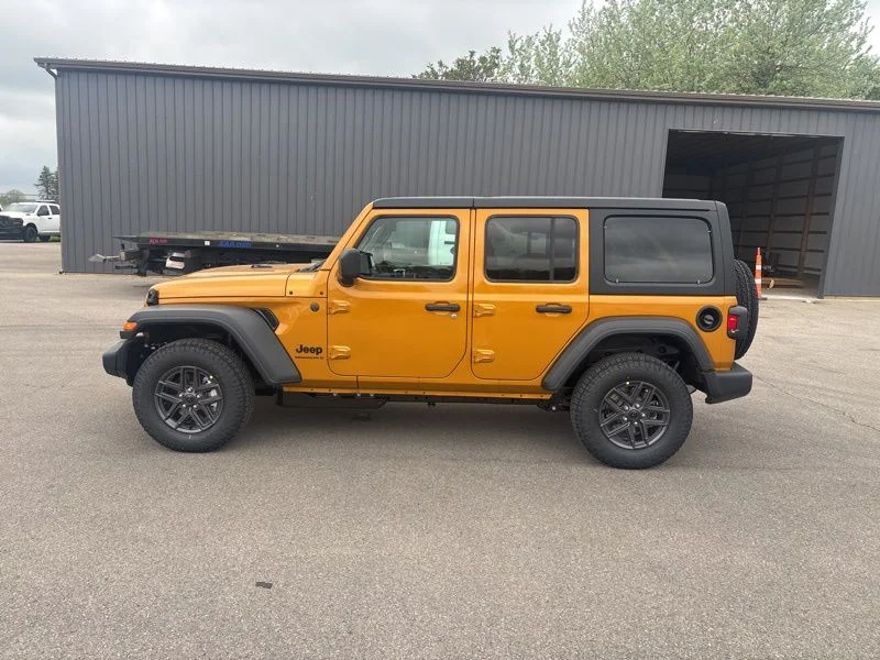 New 2026 Goldilocks Exterior Paint Jeep Sport S image 6