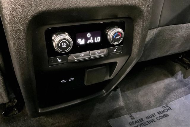 Used 2024 White Frost Tricoat GMC Denali image 34