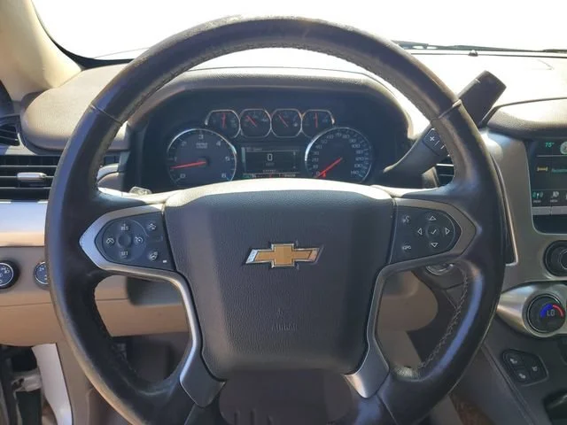 Used 2016 IRIDESCENT PEARL TRICOAT Chevrolet LTZ image 11