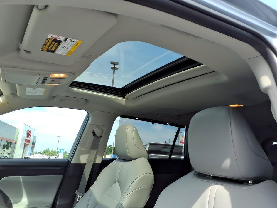 Used 2024 Moon Dust Toyota LE image 15