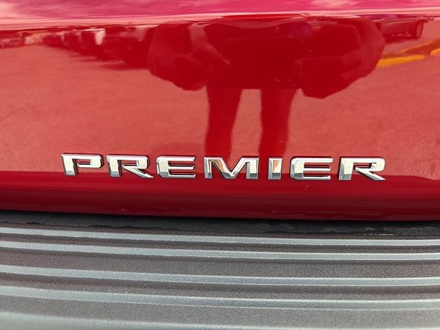 2027 Chevrolet Suburban Premier - Photo 35