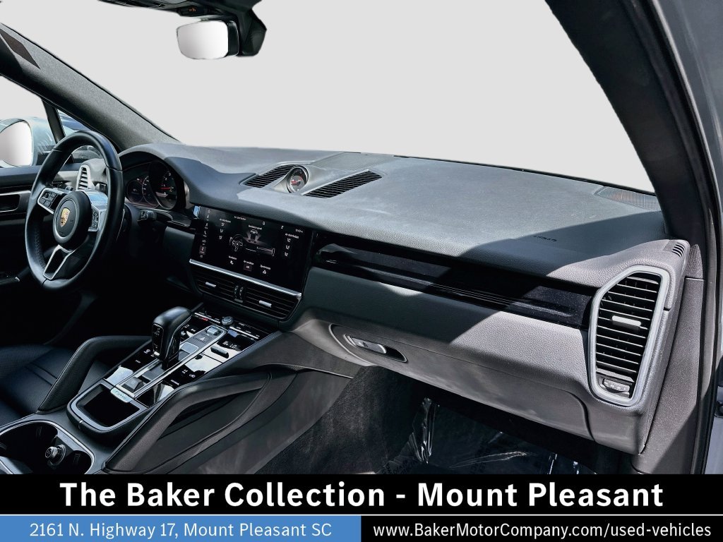 Used 2021 Silver Porsche Base image 31
