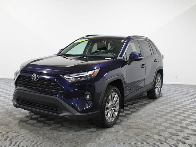 Used 2022 Blueprint Toyota XLE Premium image 2