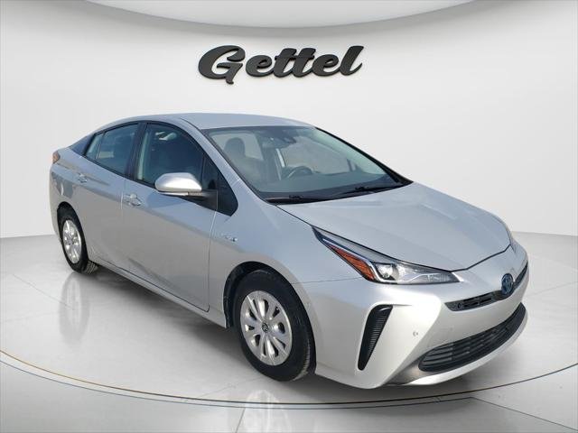 Certified Used 2021 CLASSIC SILVER MET Toyota  image 3