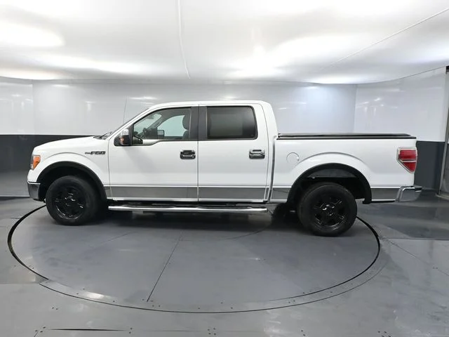 Used 2012 White Ford XLT image 9
