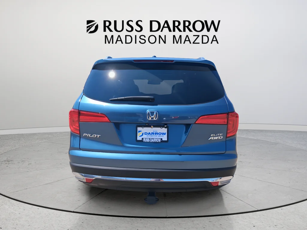 Used 2016 Blue Honda Elite image 4