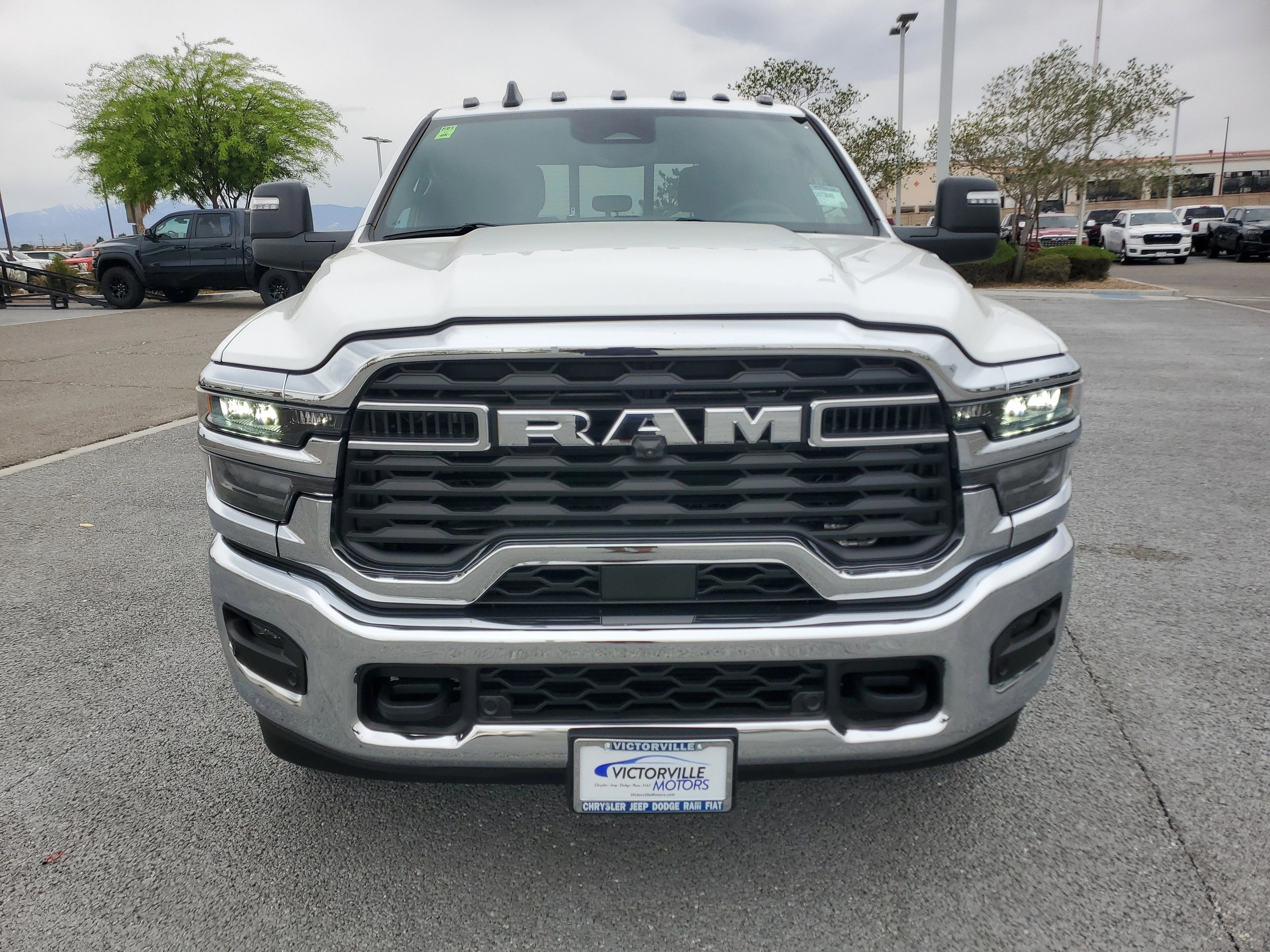 New 2026 Bright White Clear-Coat Exterior Paint RAM Big Horn image 9