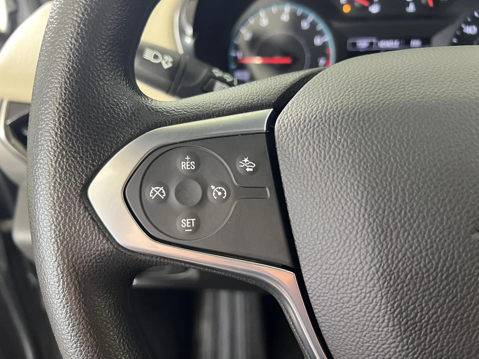 Used 2023 STERLING GRAY METALLIC Chevrolet LS image 9