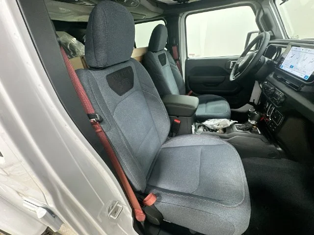 New 2026 Bright White Clearcoat Jeep Sport S image 32