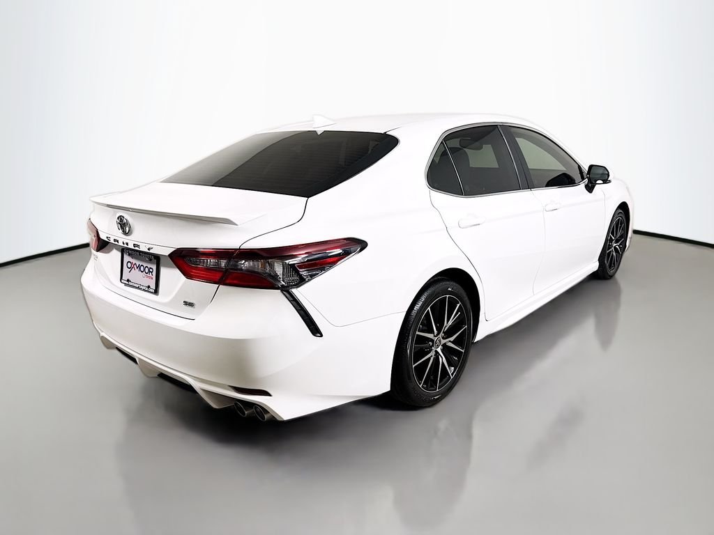 Used 2023 Ice Cap Toyota SE image 7