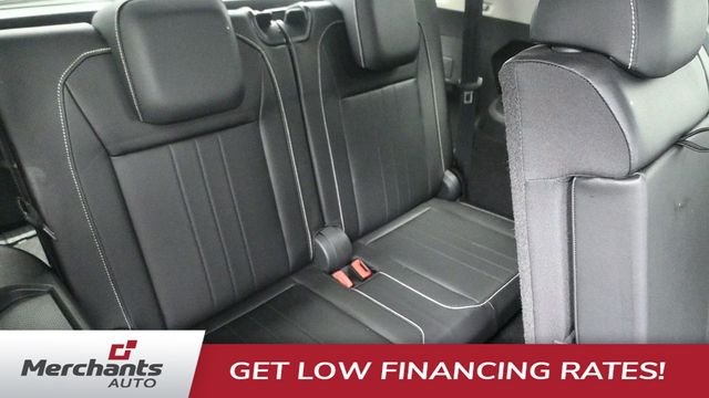 Used 2024 Black Volkswagen 2.0T SE image 14