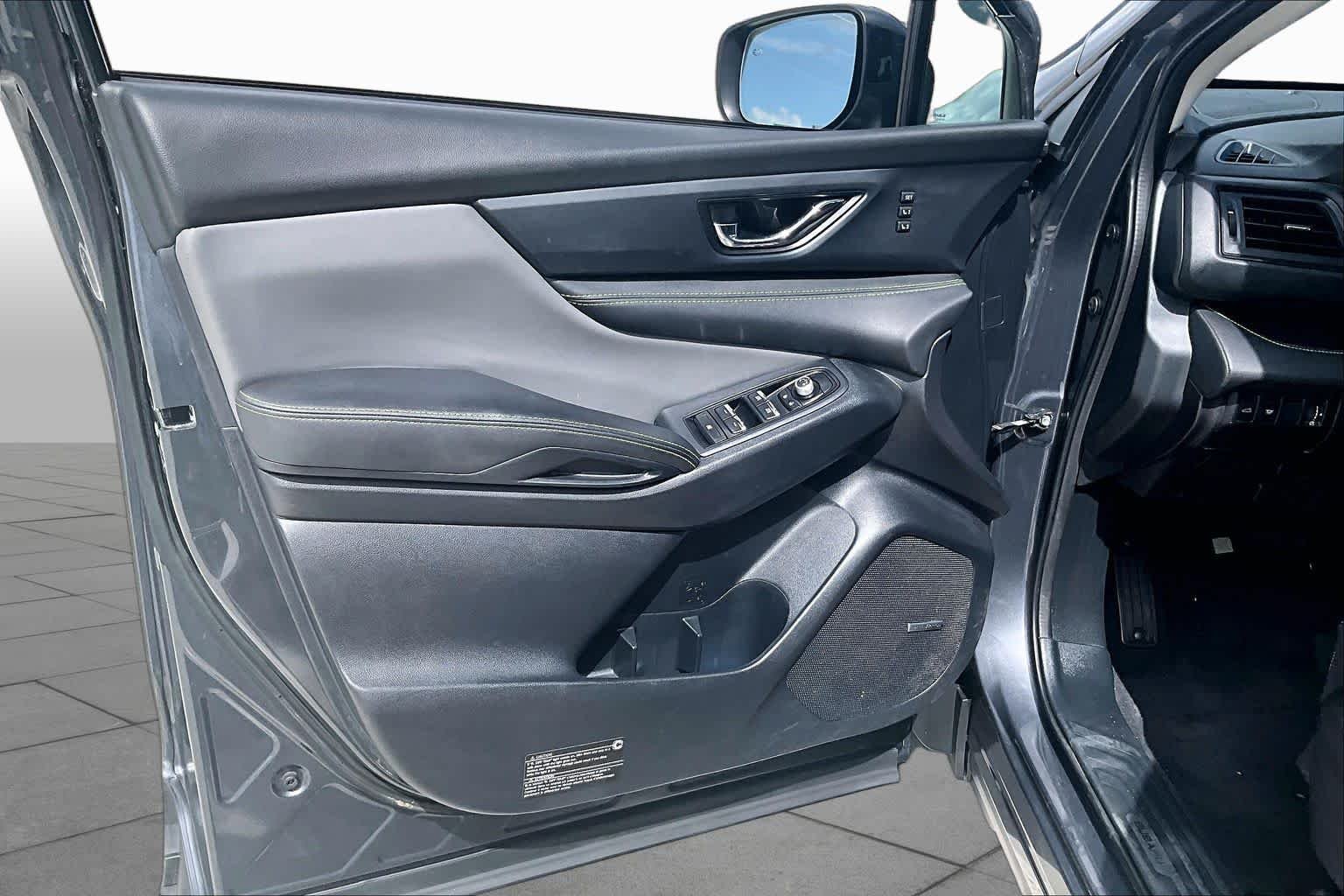Used 2023 Magnetite Gray Metallic Subaru Onyx Edition Limited image 24