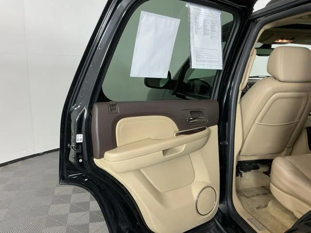 Used 2007 Onyx Black GMC Denali image 21