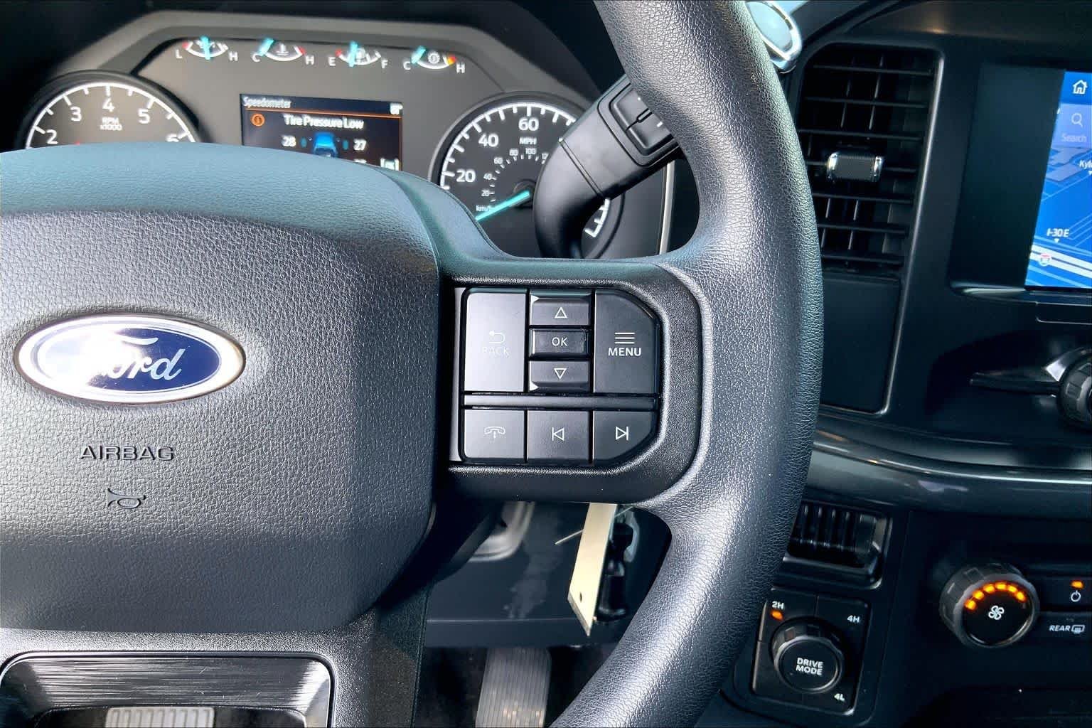 Used 2022 Iconic Silver Metallic Ford XL image 21