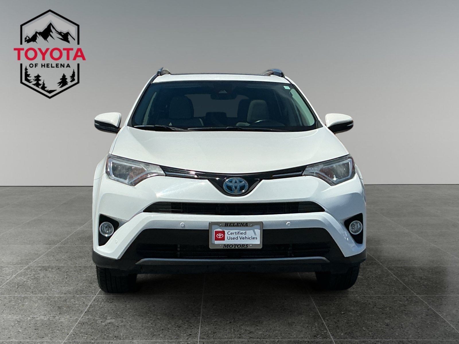 Certified Used 2018 SUPER_WHITE Toyota Hybrid XLE image 8