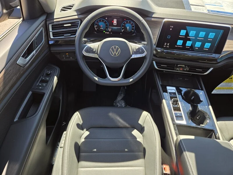 New 2026 Black Volkswagen 2.0T SEL image 10