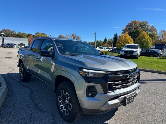 Used 2024 Gray Chevrolet Z71 image 7
