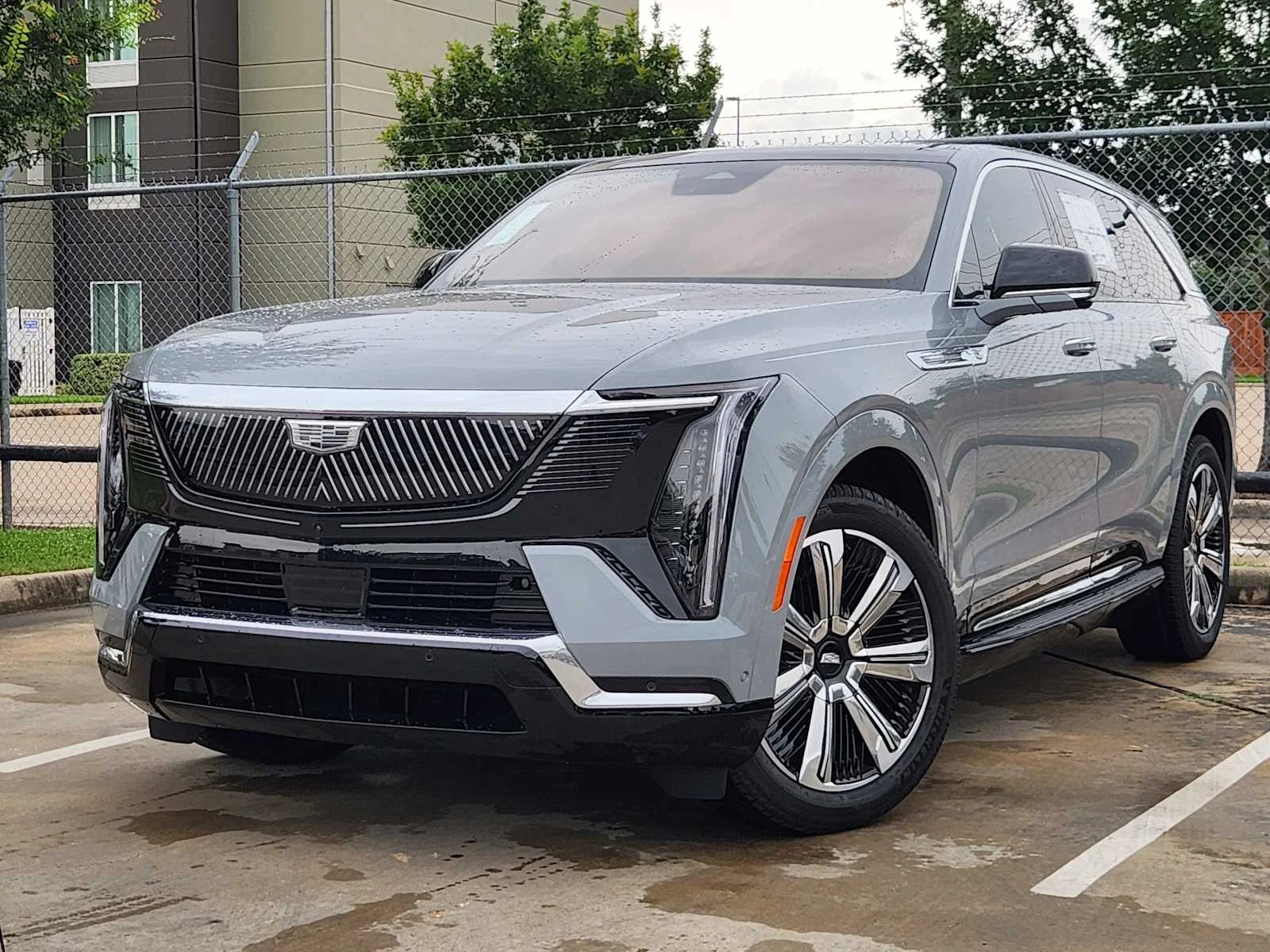 New 2026 Luna Metallic Cadillac Premium Luxury image 1