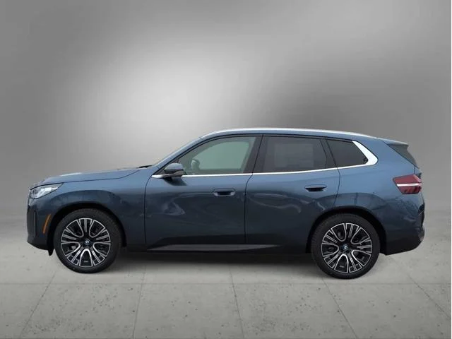 New 2026 Arctic Race Blue metallic BMW 30 xDrive image 5