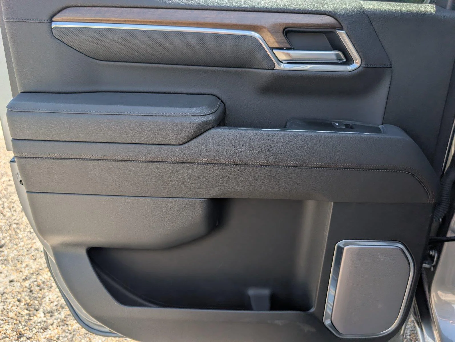 Used 2026 Sterling Gray Metallic Chevrolet High Country image 37