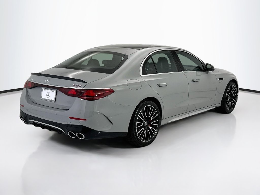 New 2027 MANUFAKTUR Alpine Grey Mercedes-Benz E 53 AMG® image 5