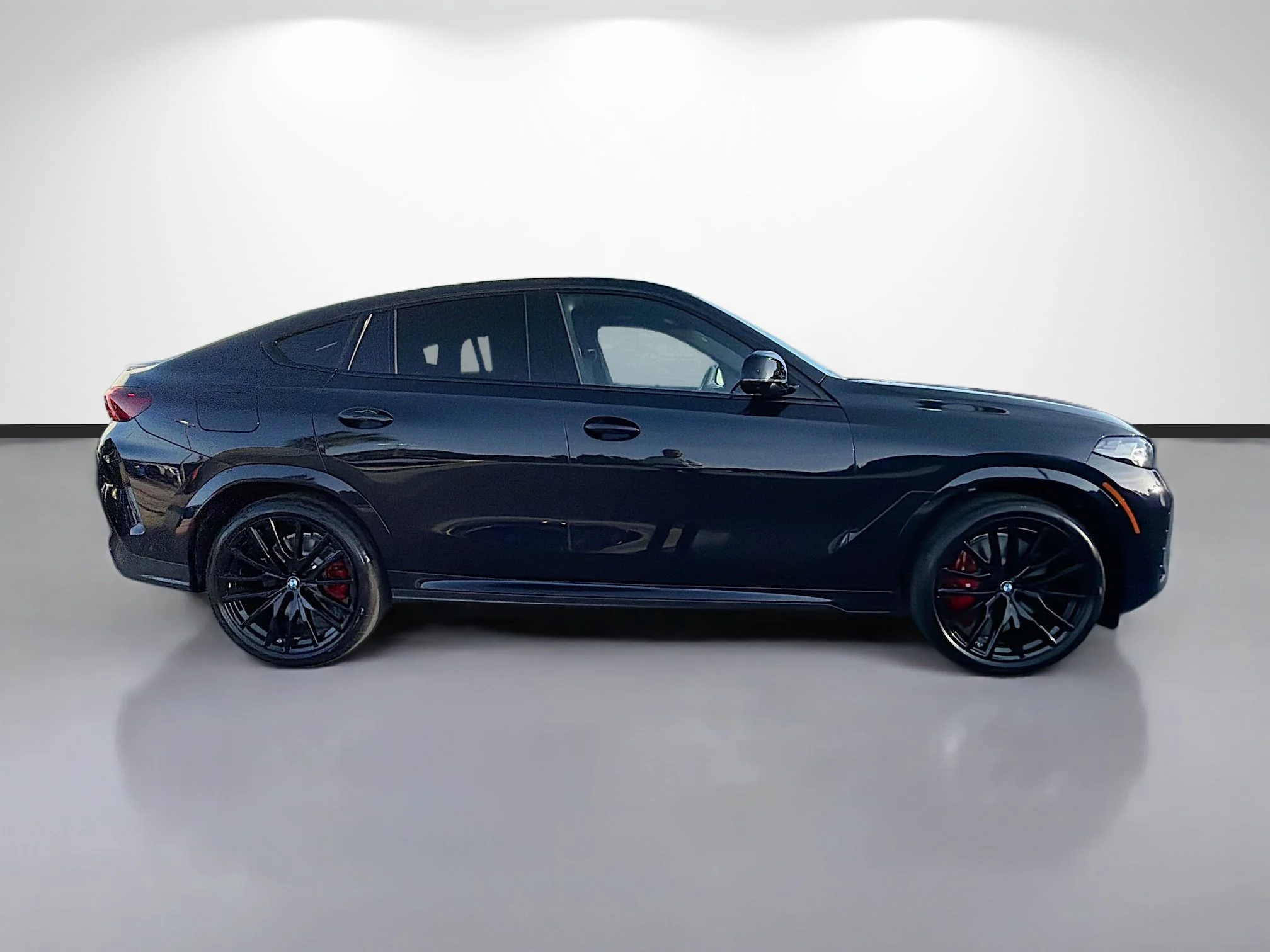 New 2027 Carbon Black Metallic BMW M60i image 2