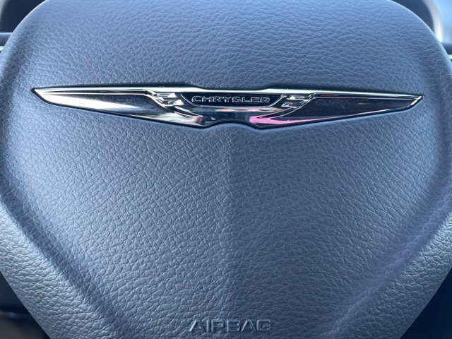 New 2026 Bright White Clearcoat Chrysler Select image 16