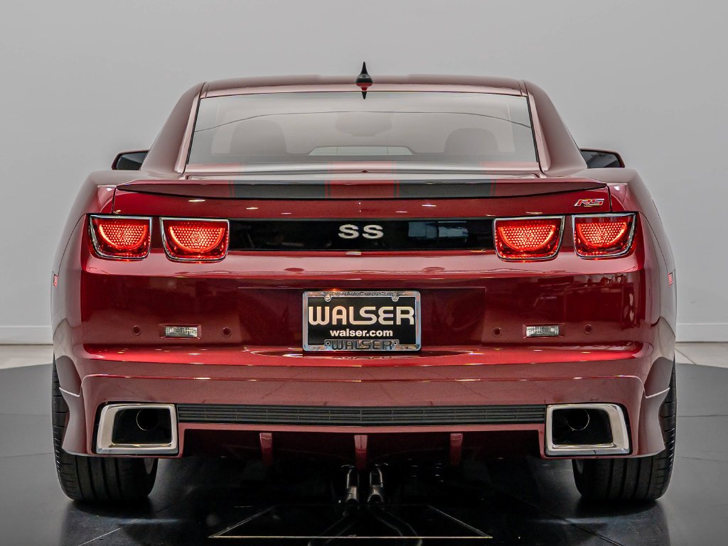 Used 2010 Red Jewel Tintcoat Chevrolet SS image 7