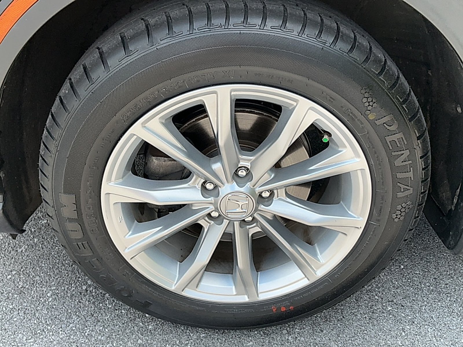 Used 2023 Black Honda EX-L image 5