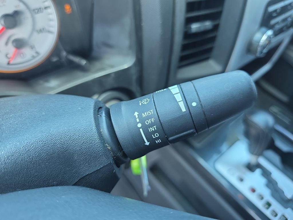Used 2015 White Nissan PRO-4X image 24