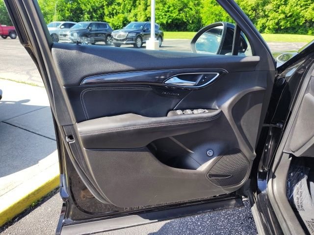 Used 2023 Black Buick Essence image 12