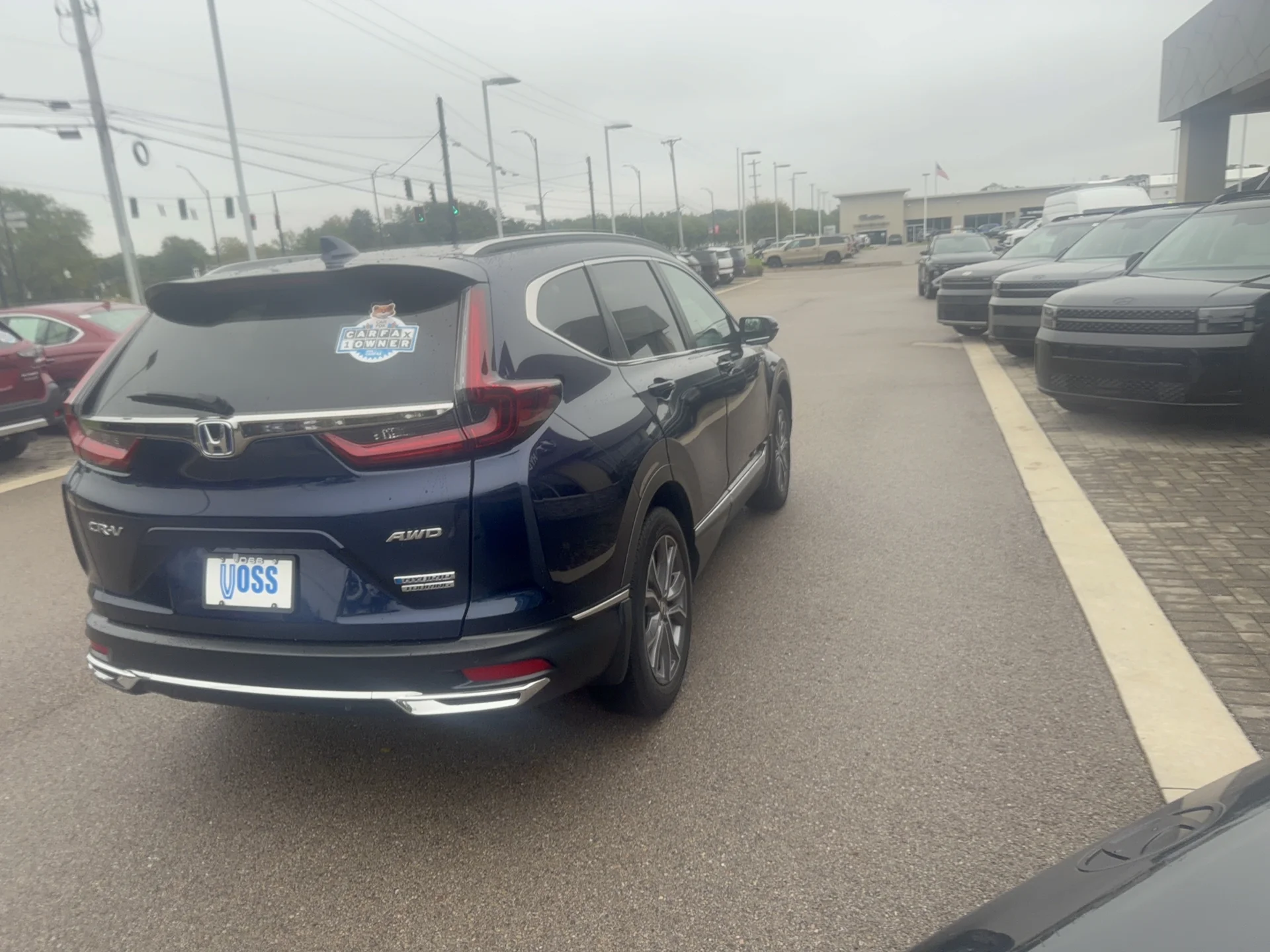 Used 2021 Obsidian Blue Pearl Honda Touring image 4