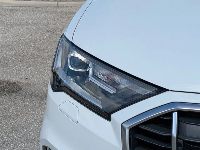 Used 2023 Glacier White Audi 45 Premium image 10