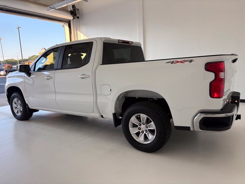 2025 Chevrolet Silverado 1500 LT - Photo 19
