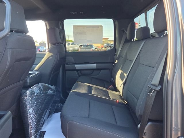 New 2026 Carbonized Gray Metallic Ford XLT image 43